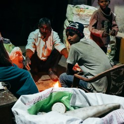 Đường tới The Taj Mahal